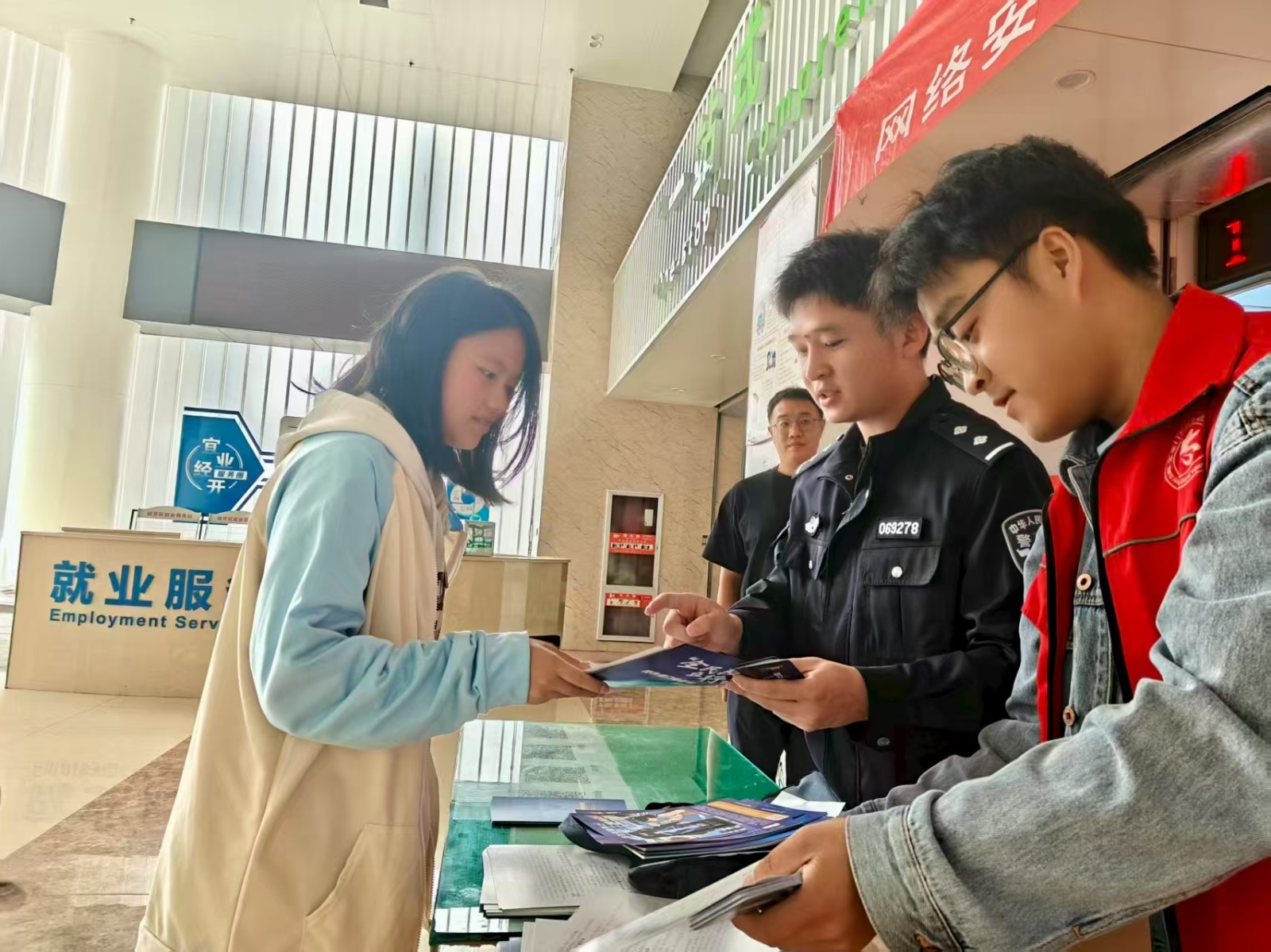 68ca2e606c4b5.jpg 图片3.jpg